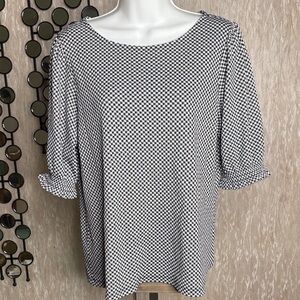 Ann Taylor Factory Black & White Checked Scoop Neck Blouse